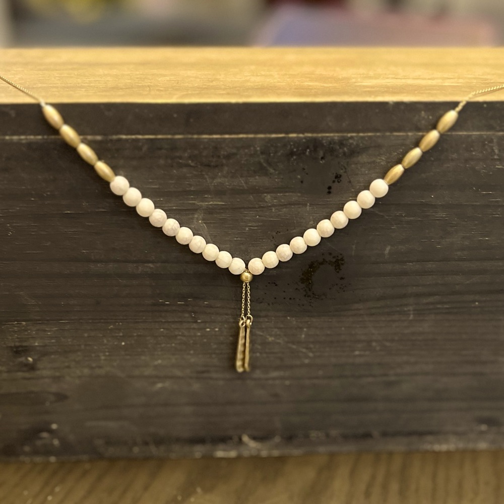 Adjustable Necklace by Thirty-One - Picture 1 of 5